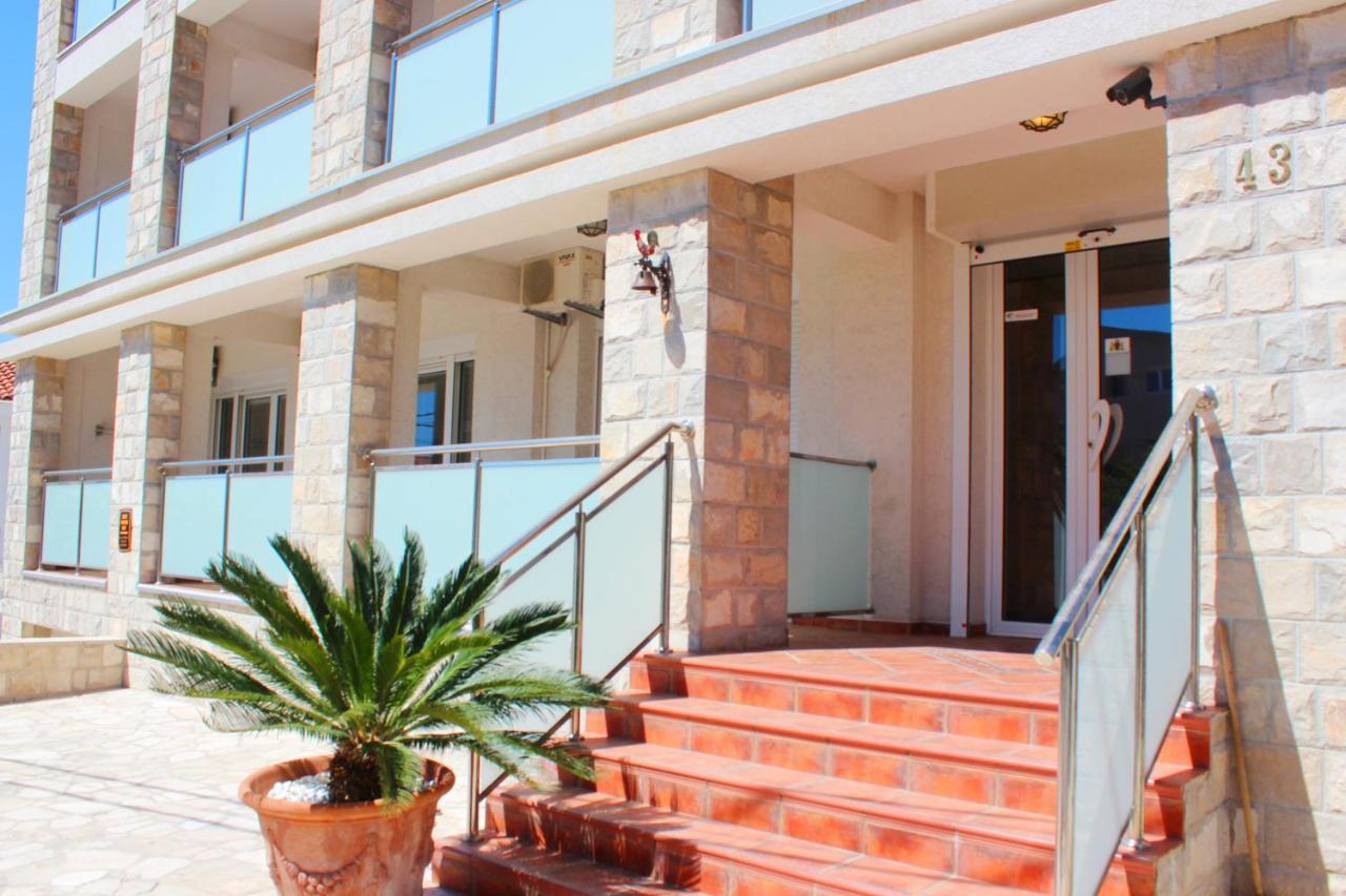 Sunny Hill Residence Бечичи Экстерьер фото